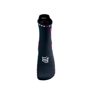 COMPRESSPORT Skarpetki do biegania trailowe ProRacing Socks V4 Trail magent/magenta - Skarpetki sportowe męskie - miniaturka - grafika 5