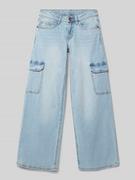 Spodnie i spodenki dla dziewczynek - Jeansy o luźnym kroju z kieszeniami cargo - miniaturka - grafika 1