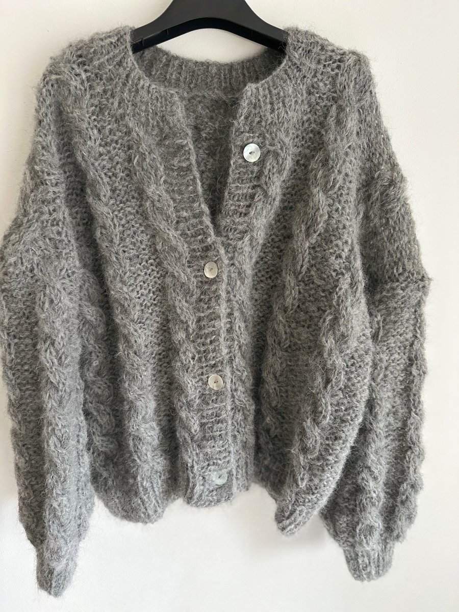 Kardigan sweter alpaka wełna ręcznie robiony szary warkocze handmade