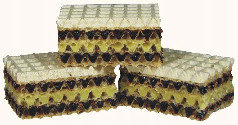 Wulkan Wafle przekładane kremem śmietankowo - czekoladowym 2,5 kg 2500 g