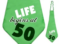 Dekoracje sali - Party Deco Krawat Life begins at 50 - 59 cm - 1 szt. KW3 - miniaturka - grafika 1