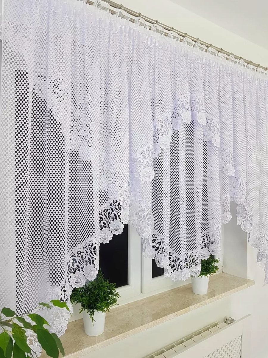 FIRANA GOTOWA Z MARKIZETY W KÓŁECZKA GIPIURA DO SALONY SYPIALNI BIAŁA