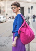 Torebki damskie - Duża torba worek z zamszu ekologicznego w kolorze fuksji - miniaturka - grafika 1