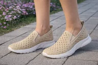 Mokasyny damskie - Buty damskie wsuwane mokasyny A-3-0588 beżowe slip on ażurowe [rozmiar: 39] - miniaturka - grafika 1