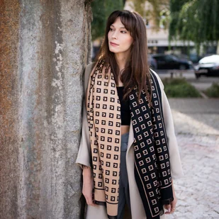 Szal Greek geometry - Apaszki i szaliki damskie - miniaturka - grafika 2