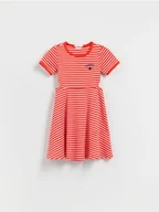 Sukienki i spódniczki dla dziewczynek - Reserved - Sukienka w paski - czerwony - miniaturka - grafika 1