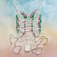 Body - Zmysłowe body koronkowe z motywem kwiatowym - Biały / S - Lovita.pl - miniaturka - grafika 1