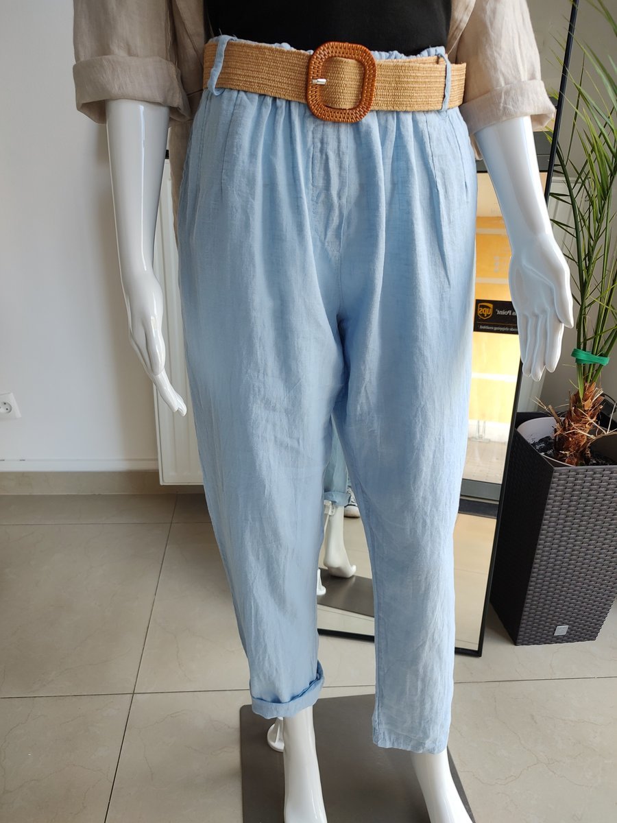 Lniane spodnie z paskiem - błękitny One size