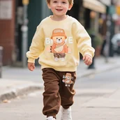 Dresy i komplety dla chłopców - TEMU Modny dwuczęściowy zestaw dla chłopców składający się z bluzy z długim rękawem i nadrukiem misia oraz pasujących spodni dresowych z nadrukiem, - miniaturka - grafika 1