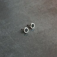 Kolczyki - Kolczyki srebrne mini koła - miniaturka - grafika 1