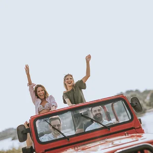 Ugreen Transmiter FM Bluetooth 5.0 ładowarka samochodowa MP3 3x USB TF micro SD 4,8 A czarny (CD229) - Ładowarki samochodowe - miniaturka - grafika 5