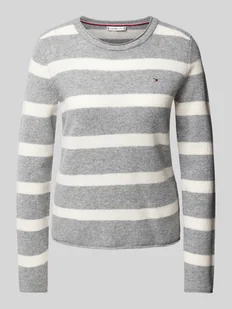 Sweter z dzianiny z wyhaftowanym logo - Swetry damskie - miniaturka - grafika 1