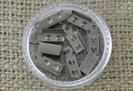 Półfabrykaty do biżuterii - [571136] Końcówka sznurka czarna 12*4,5mm 30szt - miniaturka - grafika 1