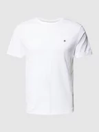 Koszulki męskie - T-shirt o kroju regular fit z wyhaftowanym logo model ‘SHIELD’ - miniaturka - grafika 1