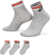 Skarpety termoaktywne - Nike Skarpety Nike Everyday Essential 3Pack DX5080 050 - miniaturka - grafika 1