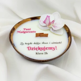 Personalizowany prezent dla Nauczyciela / świeca w kokosie - Świece - miniaturka - grafika 1