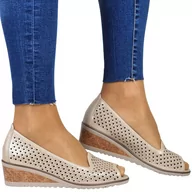 Półbuty damskie - DAMSKIE PÓŁBUTY AŻUROWE NA KOTURNIE POTOCKI 12402 ZŁOTE - miniaturka - grafika 1