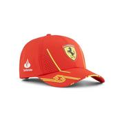 Czapki dla dzieci - Czapka baseballowa dziecięca Sainz Team Ferrari F1 2024 - miniaturka - grafika 1
