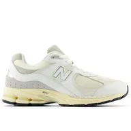 Buty sportowe męskie - Buty New Balance M2002RIA - białe - miniaturka - grafika 1