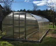 Szklarnie ogrodowe - Szklarnia KLASIKA 30 (3x10m) z fundamentami i poliwęglanem 6mm; - miniaturka - grafika 1