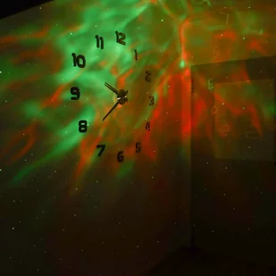 Lampka nocna dla dzieci projektor gwiazd astronauta z gwiazdką na pilot biała - Wyposażenie pokoiku dziecięcego - miniaturka - grafika 11