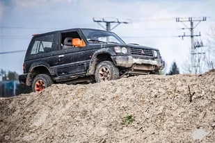 Drive position moto park warszawa Off-road 4 x 4 Trasa Ekspert Warszawa - Vouchery - miniaturka - grafika 1