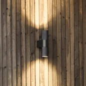 Lampy ogrodowe - Konstsmide Kinkiet zewnętrzny Temi, czarny, szerokość 11 cm, aluminium, góra/dół - miniaturka - grafika 1