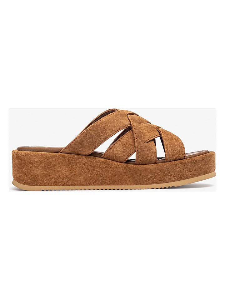 Unisa Skórzane klapki w kolorze jasnobrązowym na koturnie