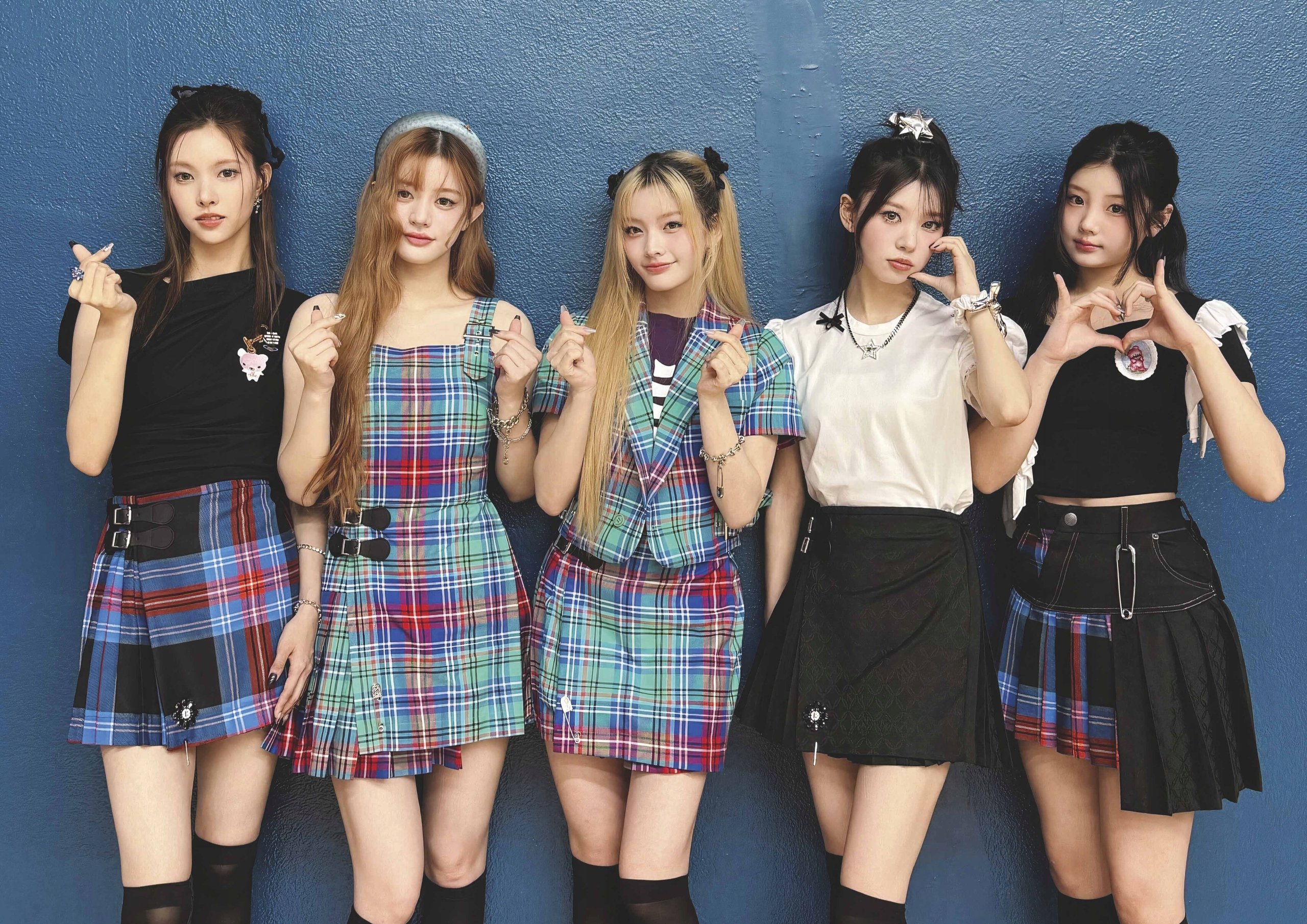 Plakat A2 Illit K-Pop Kpop Korea Muzyka