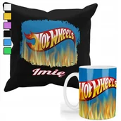 Gadżety dla niej i dla niego - ZESTAW KUBEK + PODUSZKA Z POSZEWKĄ- PREZENT DLA FANA SAMOCHODY + IMIĘ - miniaturka - grafika 1