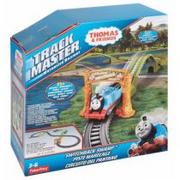 Pociągi dla dzieci - Fisher Price Tomek i przyjaciele Track Master Most w domkowie DFM61 - miniaturka - grafika 1