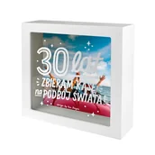Skarbonki - SKARBONKA 30 URODZINY NA PODBÓJ ŚWIATA BIAŁA 18x18cm - miniaturka - grafika 1