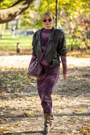 Torebki damskie - OSA x NASHE - skórzana torebka worek - śliwka - miniaturka - grafika 1