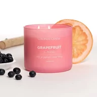 Świece - Sojowa świeca zapachowa w szkle 3 knoty Colonial Candle 411 g - Grejpfrut Czarna porzeczka Grapefruit Cassis - miniaturka - grafika 1
