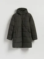Kurtki męskie - Reserved - Pikowany płaszcz z kapturem - ciemnozielony - miniaturka - grafika 1