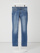 Spodnie i spodenki dla chłopców - Jeansy o kroju skinny fit z dodatkiem streczu model ‘Liam’ - miniaturka - grafika 1