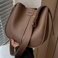 Torebki damskie - TEMU Stylowa i Wytrzymała PU Torba na Ramię dla Kobiet - Elegancka Jednokolorowa Torba na Ramię z Bezpiecznym Zamknięciem Magnetycznym, Idealna na - miniaturka - grafika 1