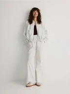 Spodnie damskie - Reserved - Spodnie dresowe flare - jasnoszary - miniaturka - grafika 1