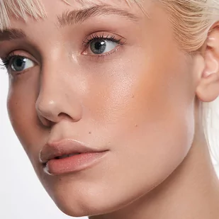 Stila Complete Harmony Lip & Cheek Stick - szminka i róż do twarzy w sztyfcie Sunkissed Bronze - Szminki - miniaturka - grafika 4