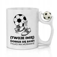 Kubki - KUBEK PIŁKA w uchwycie PREZENT PIŁKARZA dla FANA - miniaturka - grafika 1