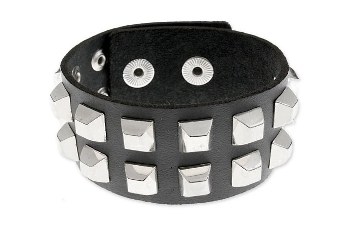 Pieszczocha Męska Z Ćwiekami Dla Panów