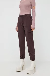 Guess spodnie damskie kolor brązowy fason cargo high waist - Spodnie damskie - miniaturka - grafika 1