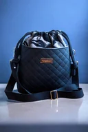 Torebki damskie - Czarna pikowana listonoszka z kominem z ekoskóry - miniaturka - grafika 1