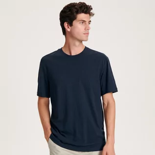 Koszulki męskie - Reserved - T-shirt regular z domieszką jedwabiu - Granatowy - grafika 1