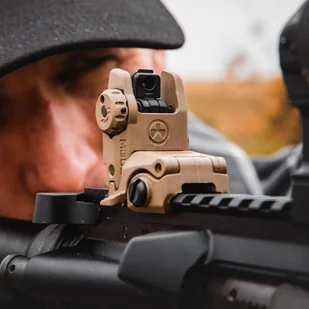 Magpul - Przeziernik składany MBUS Sight - FDE - MAG248-FDE - Amunicja i osprzęt ASG - miniaturka - grafika 5