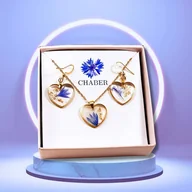 Naszyjniki - Złoty zestaw serc z chabrem i płatkami złota - miniaturka - grafika 1