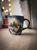 Kubki - Kubek malowany zaśnieżony las i księżyc - miniaturka - grafika 1