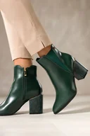 Botki damskie - Zielone botki damskie z gumą na ozdobnym obcasie z wzorem wężowym ze złotymi dodatkami Casu D212X10-G2 - miniaturka - grafika 1