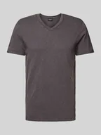 Koszulki męskie - T-shirt z dekoltem w serek - miniaturka - grafika 1