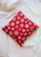 Pozostałe akcesoria świąteczne - Poszewka świąteczna dekoracyjna z wzorem Płatki śniegu czerwona - miniaturka - grafika 1